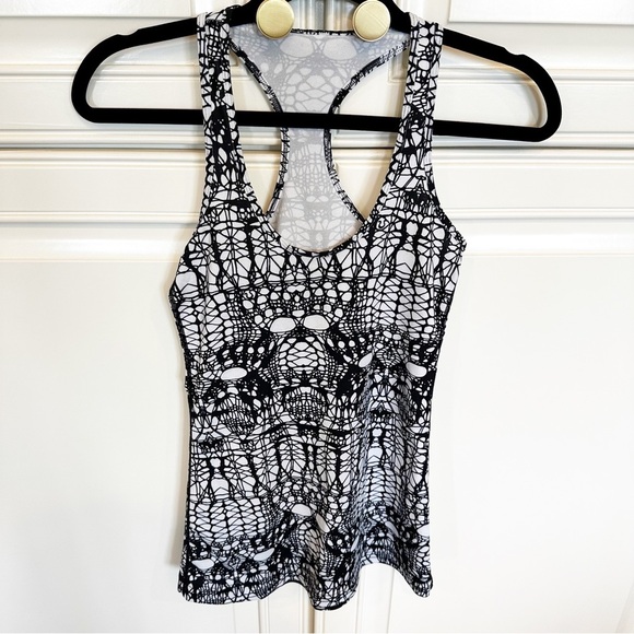 Lululemon Women’s Cool Racerback Patterned Tank Glacier Lace Black Workout Yoga - Picture 2 of 7